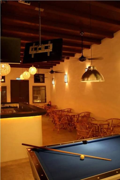 Guest Inn Muntri - photo 11