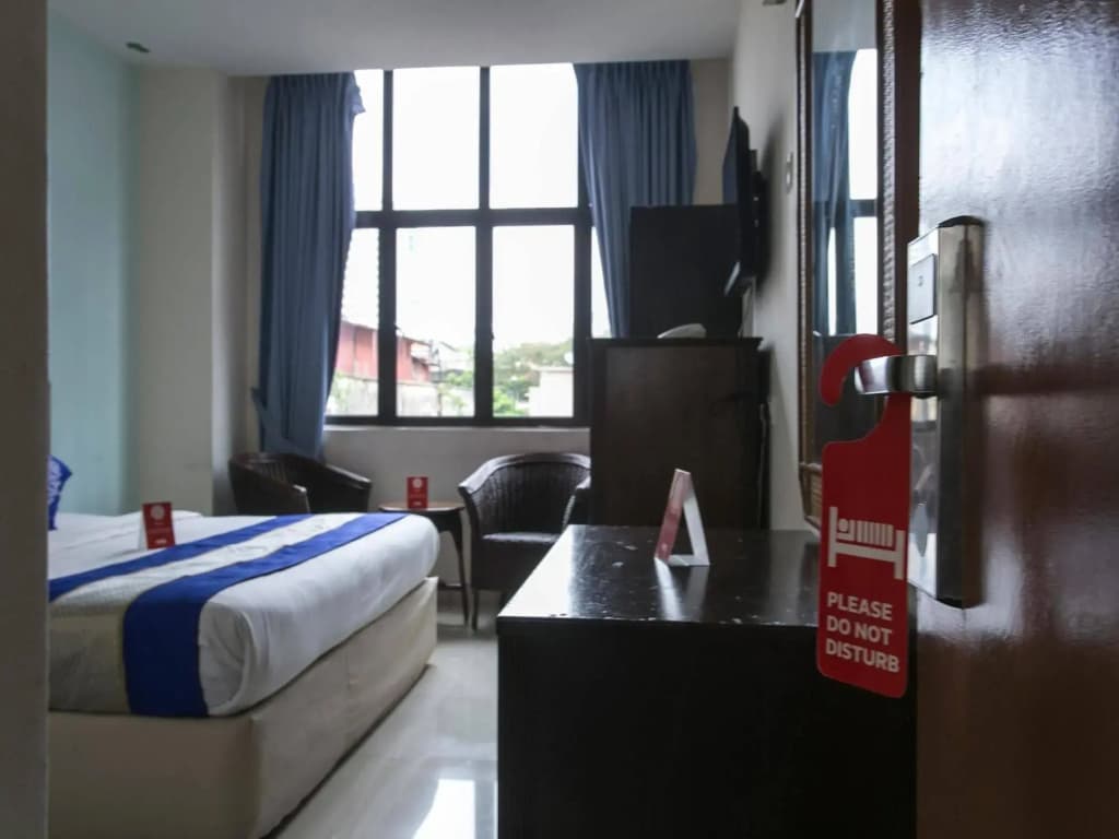 Dolphin Hotel, Chow Kit Kuala Lumpur - photo 3