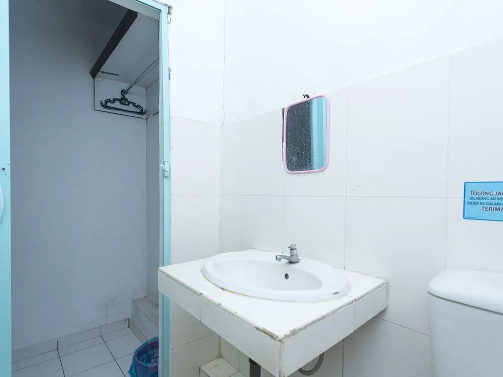OYO 89621 Aradah Hotel - photo 10