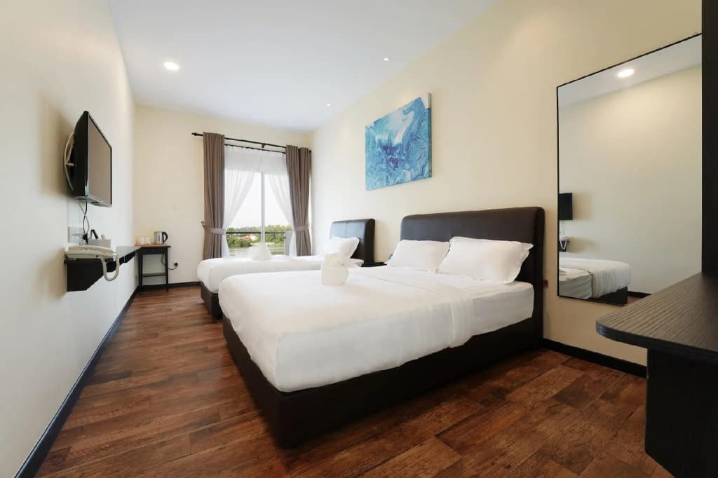 Hotel Le-Shore - photo 2