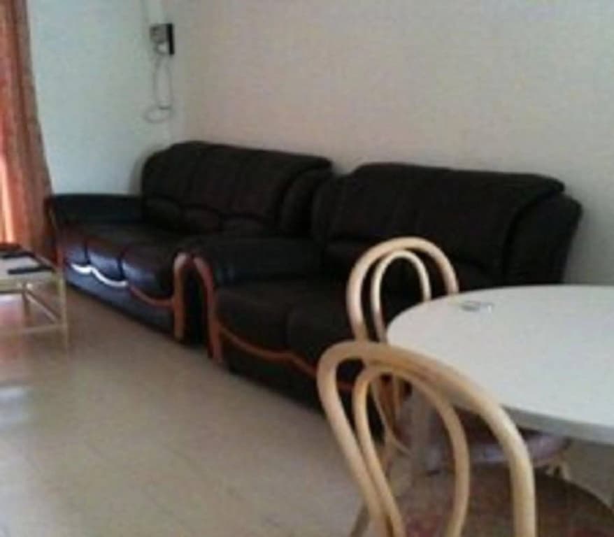 Sunshine @ Bayu Emas Apartment - photo 2