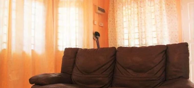 OYO HOME 90307 Kb Guest House, Jln Pcb - photo 3