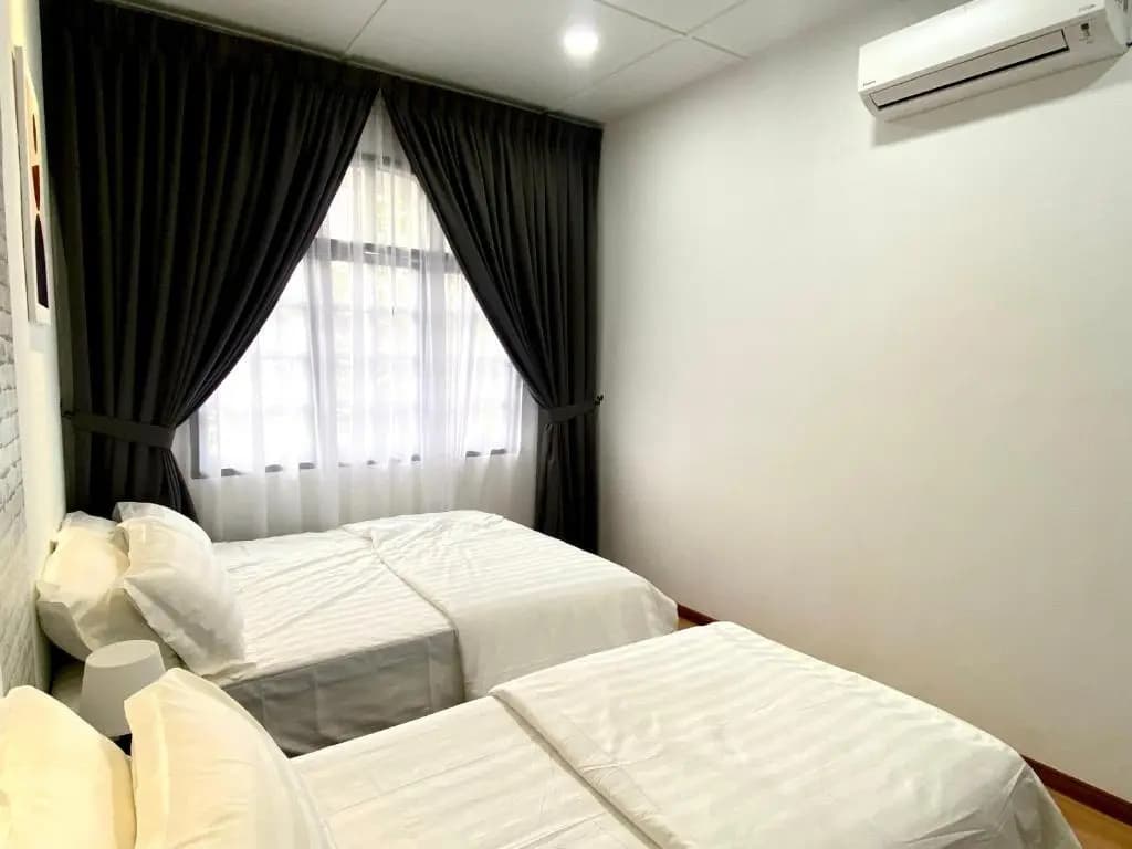 comfy 3-bedrooms with family karaoke Max-10pax - photo 3