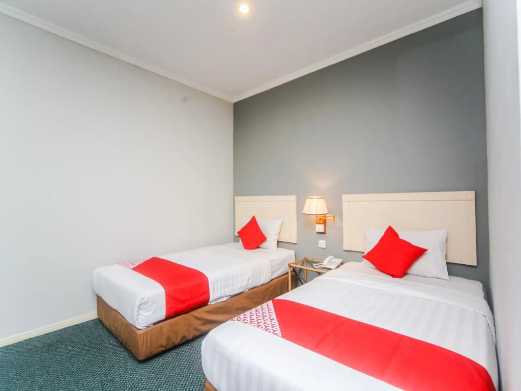 OYO 563 Jockey Lodge Hotel - photo 3