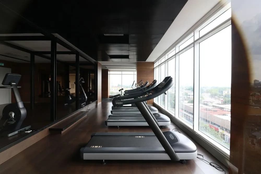 Victoria Home Sentrio Suites - photo 19