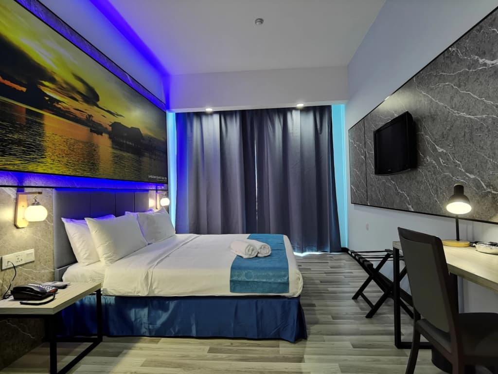 Hotel 17 - photo 27