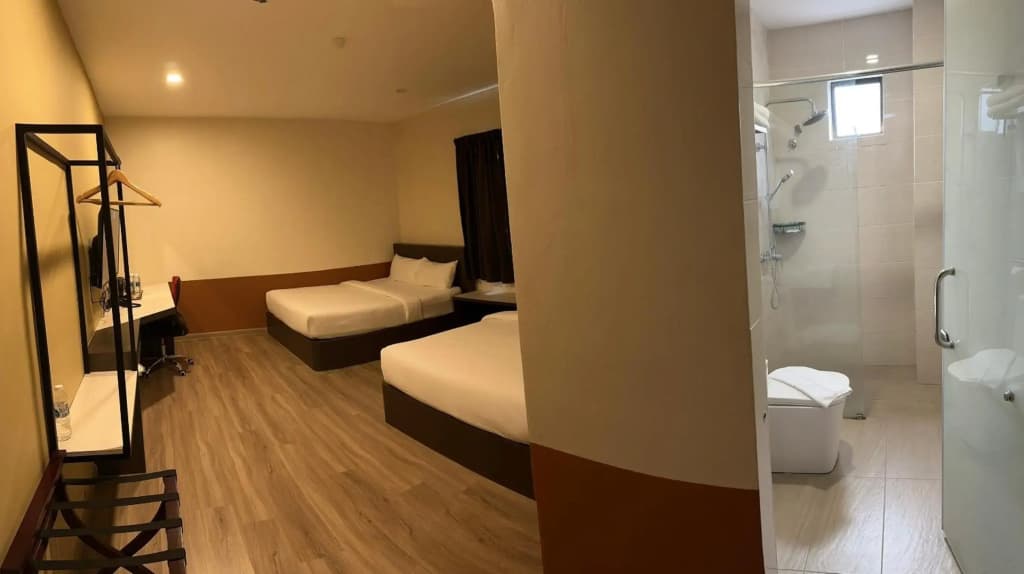 T Square Hotel - photo 18
