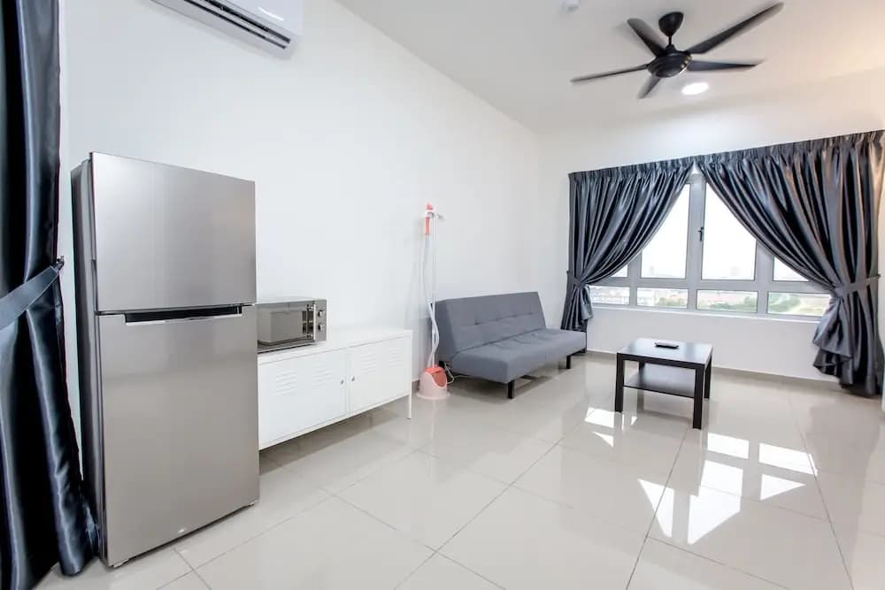 Rex Ollie The Edge Residence - photo 22