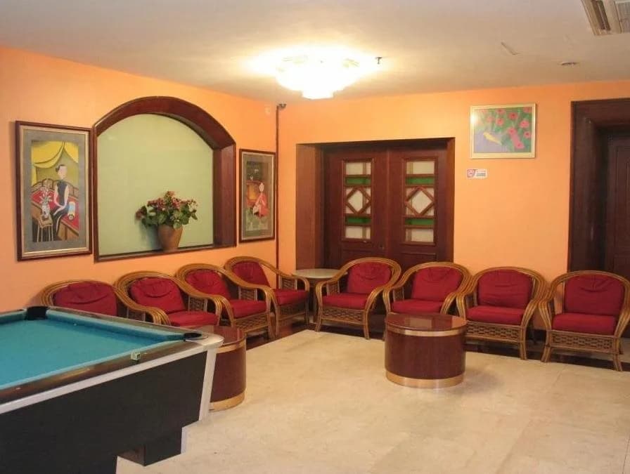 Pacific Orient Hotel - photo 11