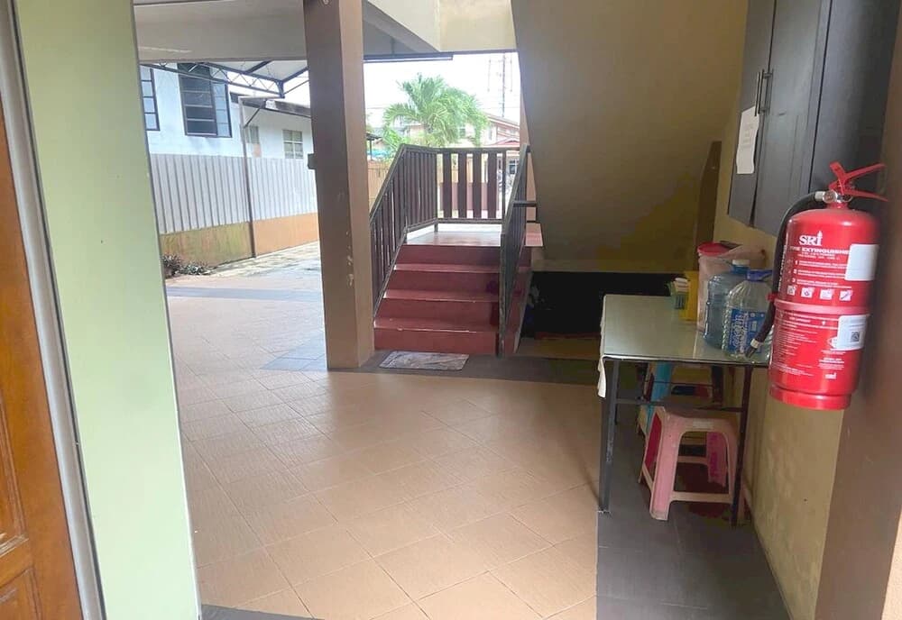 OYO 90915 Ilham Villa - photo 11