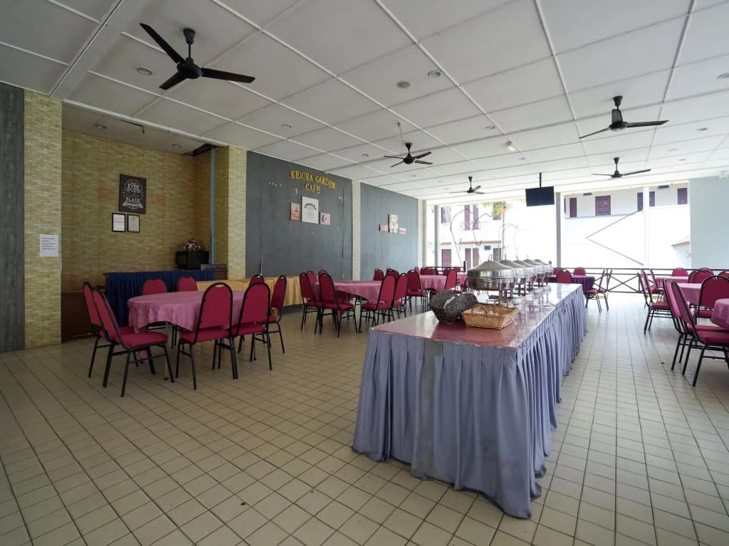 OYO 44020 Kejora Garden Resort - photo 26