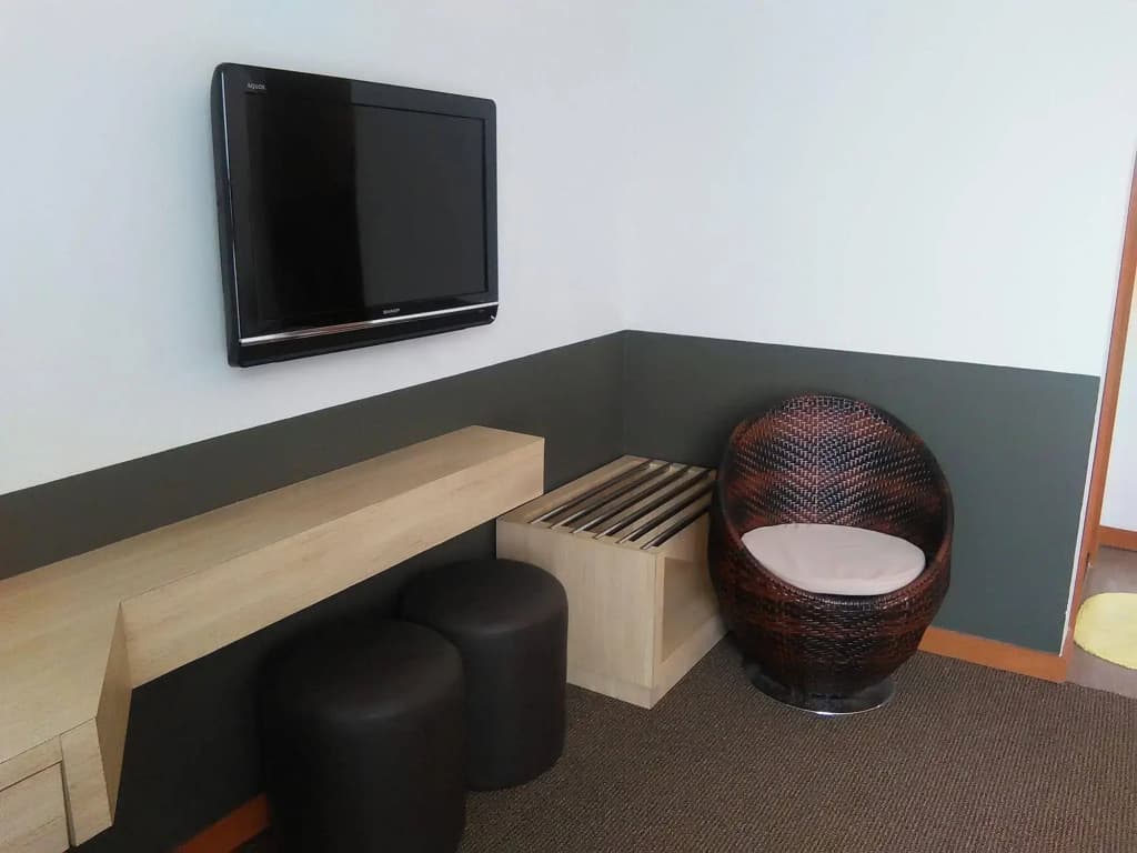 Grand Medallion Hotel - photo 17