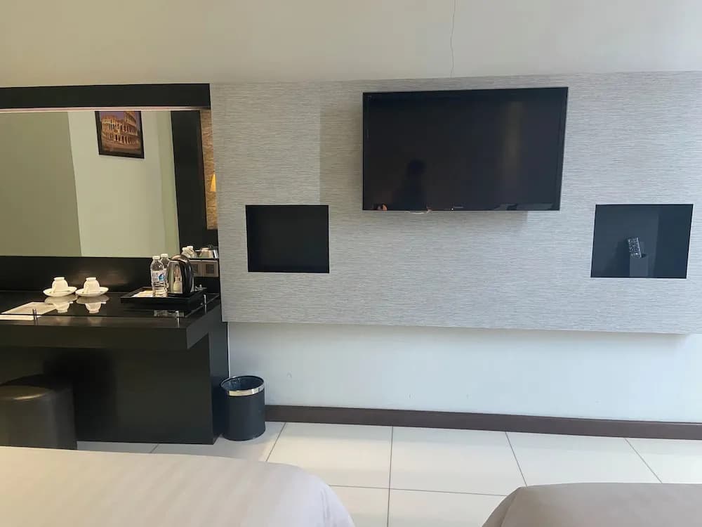 OYO 90975 Atta Hotel - photo 2