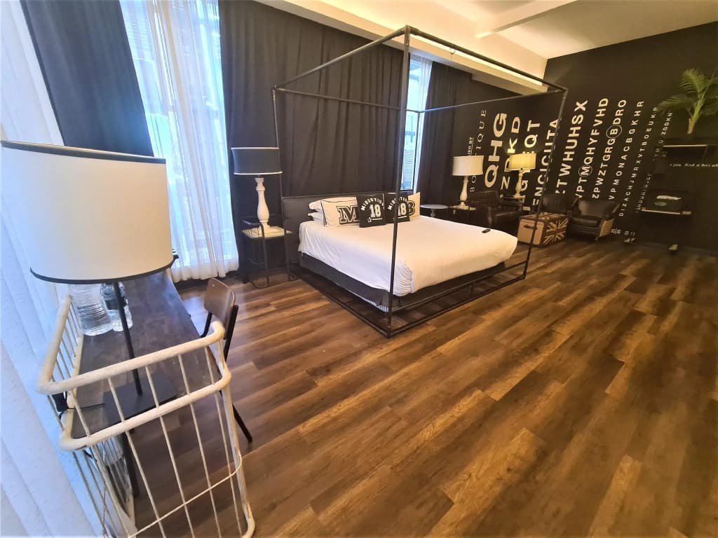M Boutique Station 18 - photo 28