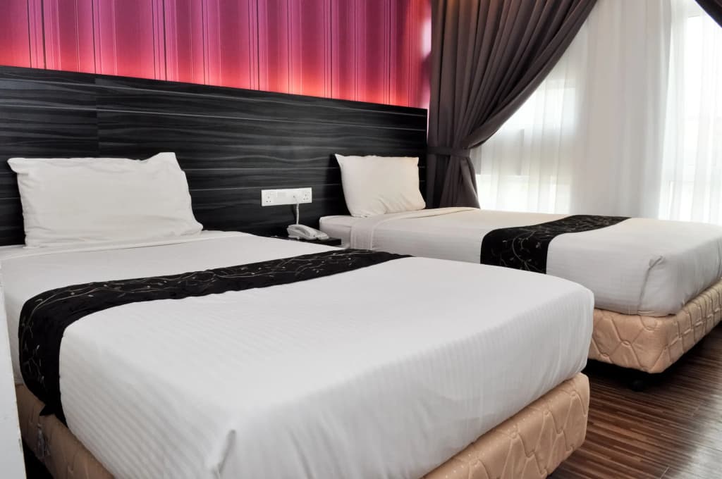 Signature Hotel - photo 5