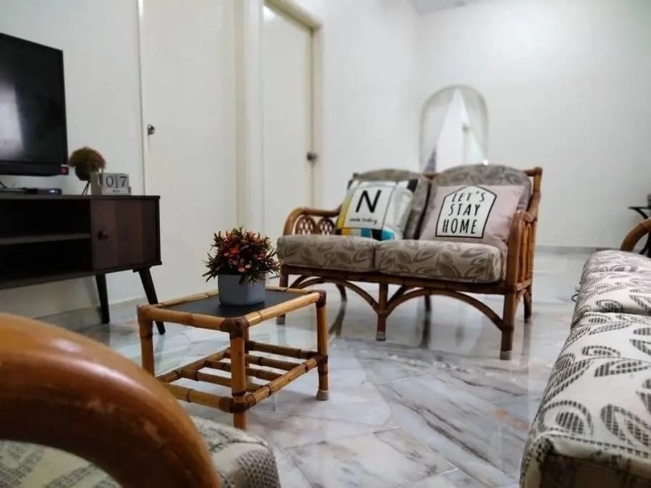 Homey 9pax 3BR MRT Cheras Tmn Suntex I HomeBrickz - photo 3