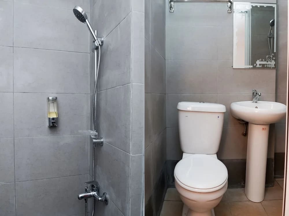 Harmony Stay by OYO Rooms - photo 8