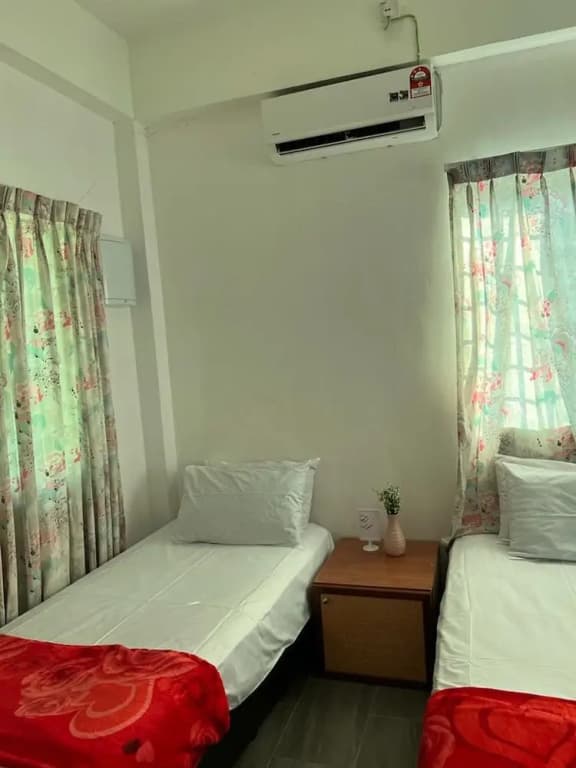 OYO 90786 Motel Merak - photo 4