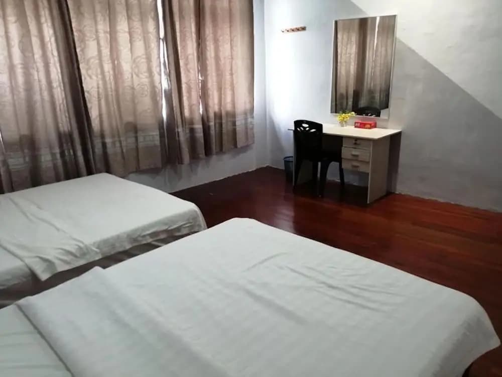 Central Double Room With Ac - photo 3
