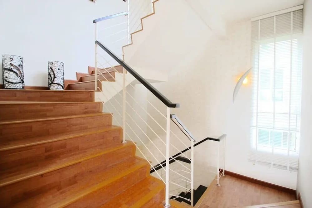 Chic 4BR Oasis With Gazebo, Your Dream Getaway - photo 10
