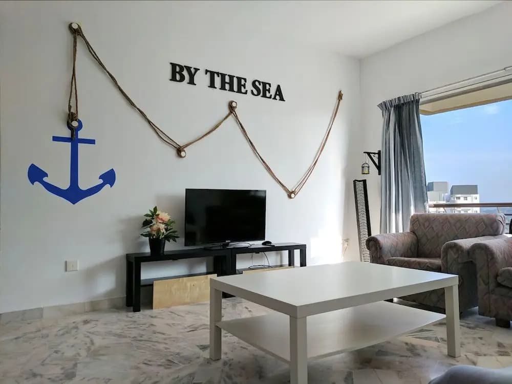 Themed Apartments @ Straits View Villas - photo 3