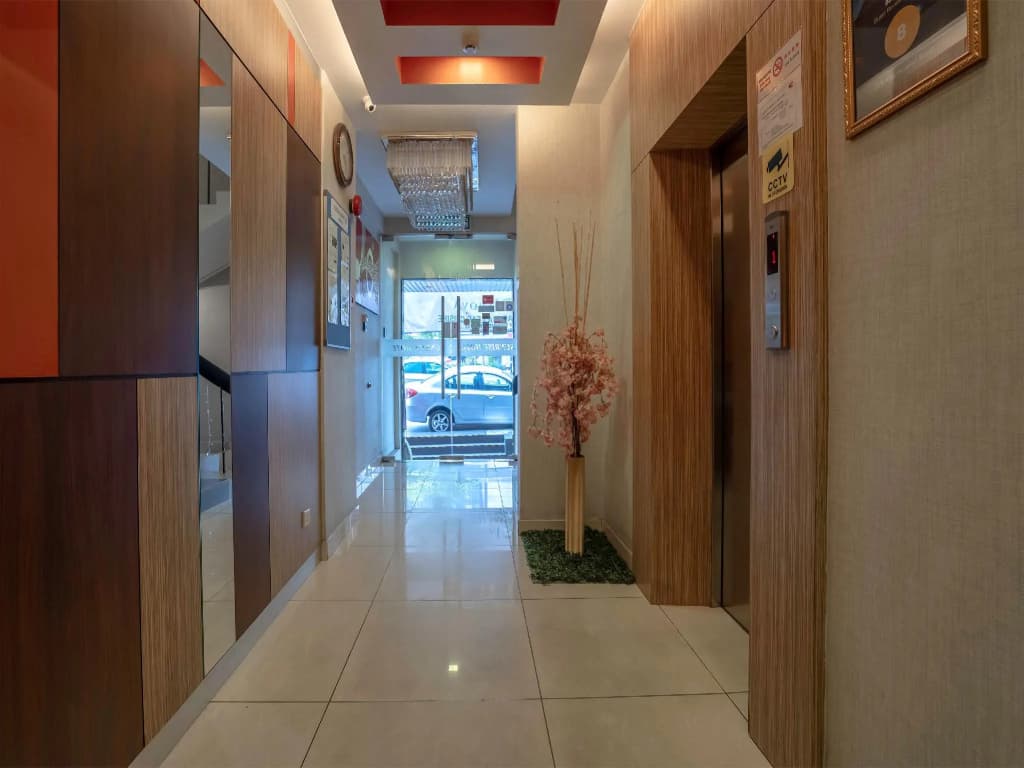 Sunrise Hotel - photo 12