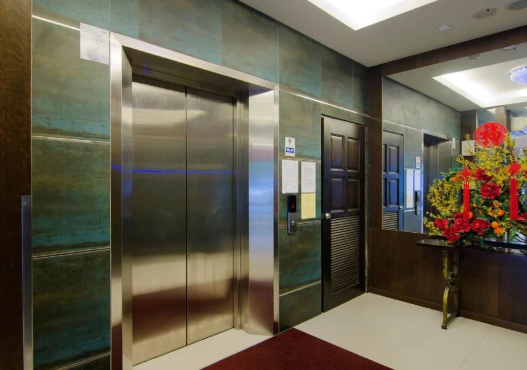 8 Days Boutique Hotel @ Mount Austin JB - photo 12