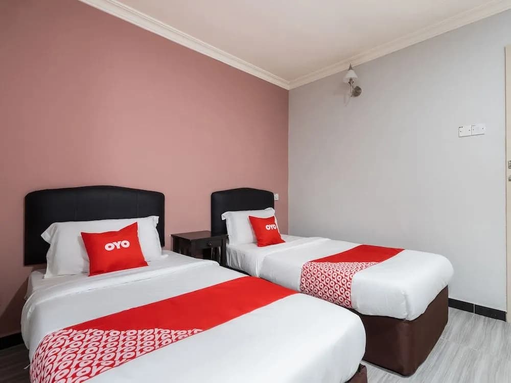 Oyo 89844 Green Villa Hotel - photo 4