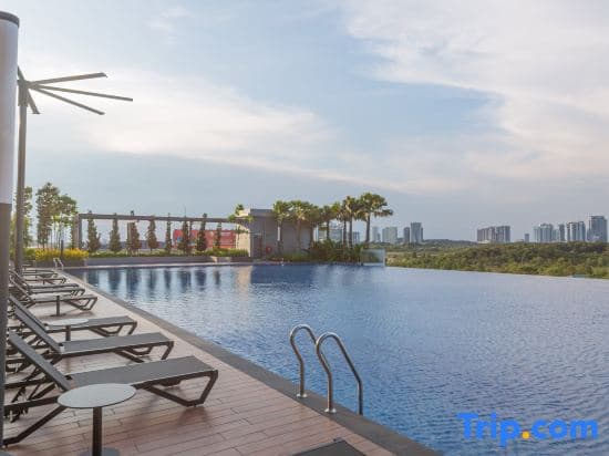 Sunway Grid Loft Suite by Nest Home【Olympic Size Pool】 - photo 4