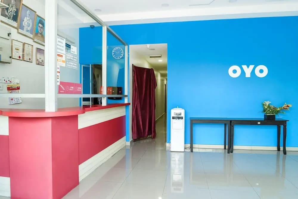 OYO 89451 Hotel Taj Inn Seksyen 7 - photo 1