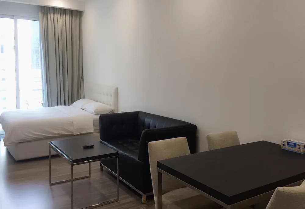City Residences Premium Studio B.Ceylon - photo 2
