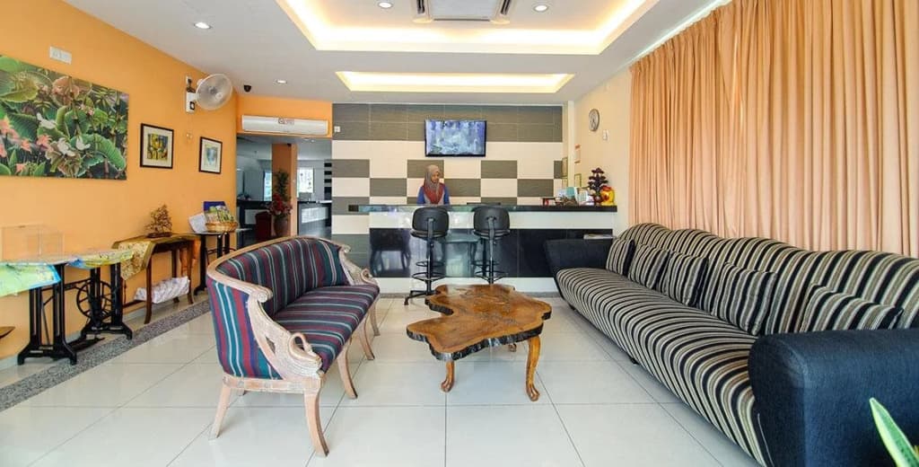 LKS Hotel - photo 2