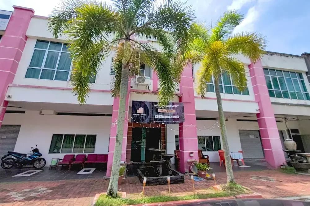 Maleeq Hotel Meru Ipoh - photo 1