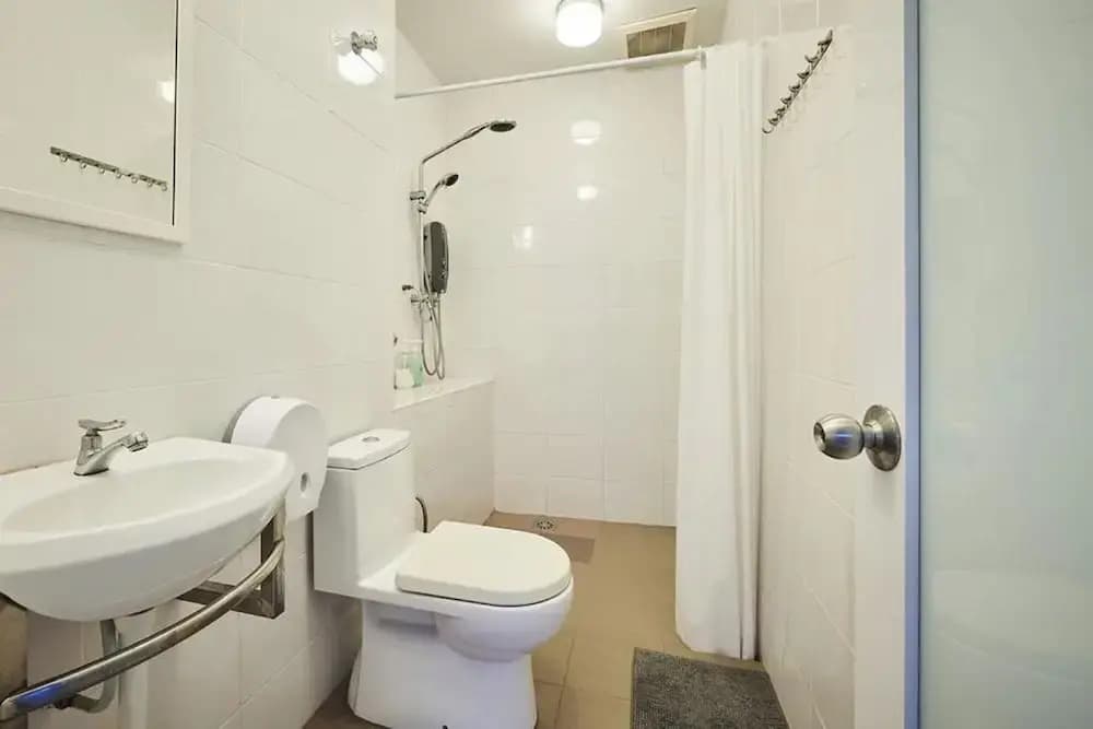 Sleepy Nomad Hostel - photo 5