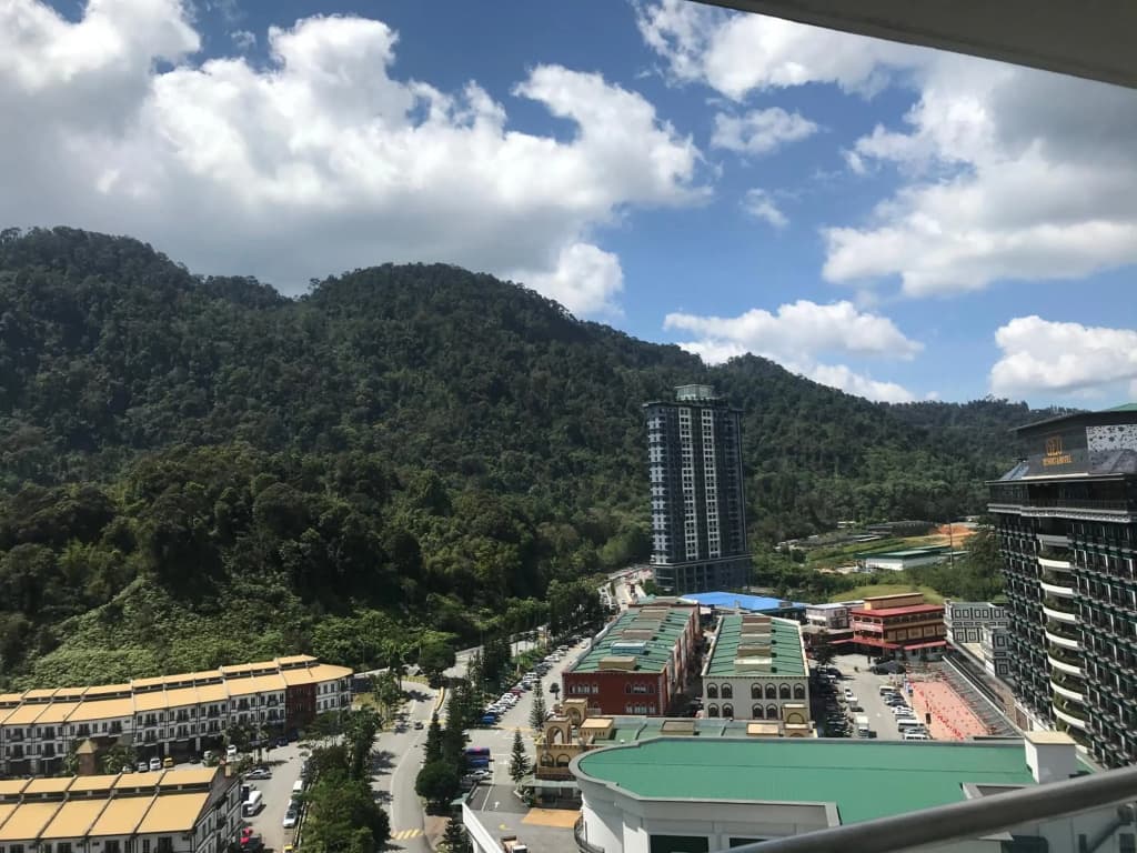 Genting Windmill Amazing Sky Pool 2bedroom With Aircon Wi-Fi - photo 4