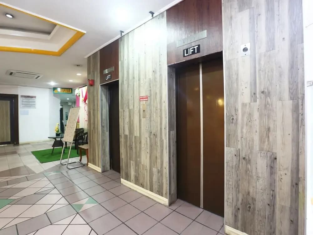 OYO 89489 Al Ansar Hotel - photo 13