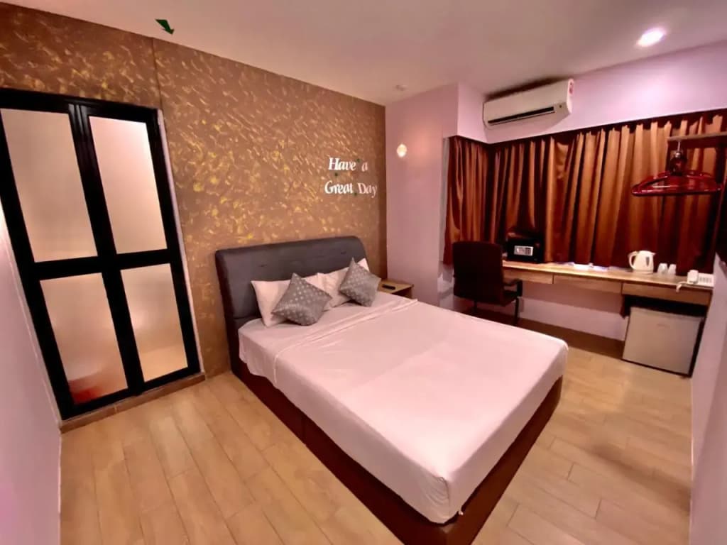 OYO 142 SH Hotel Kota Damansara - photo 3