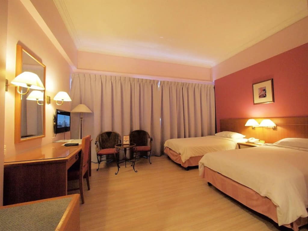 Premier Hotel - photo 8