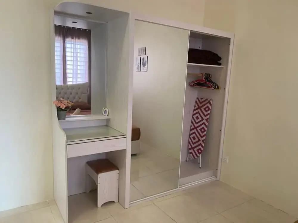 Hotel O Bayu Service Apartment - photo 5