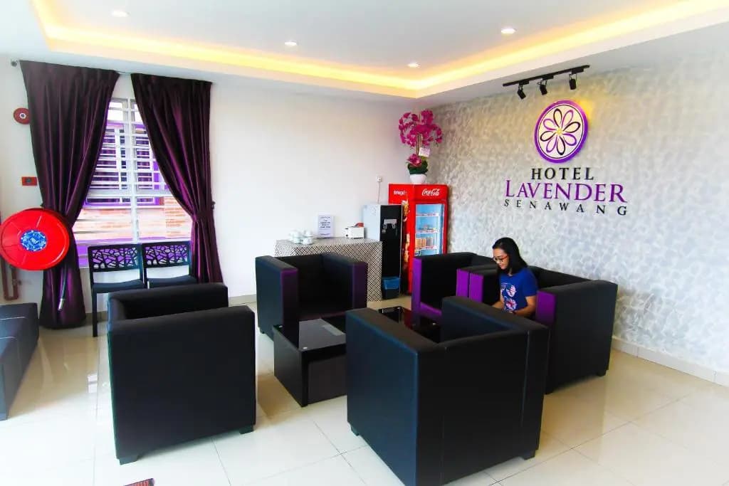 Hotel Lavender Senawang - photo 13