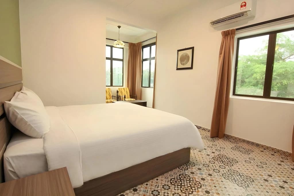 Pearl Inn - photo 2