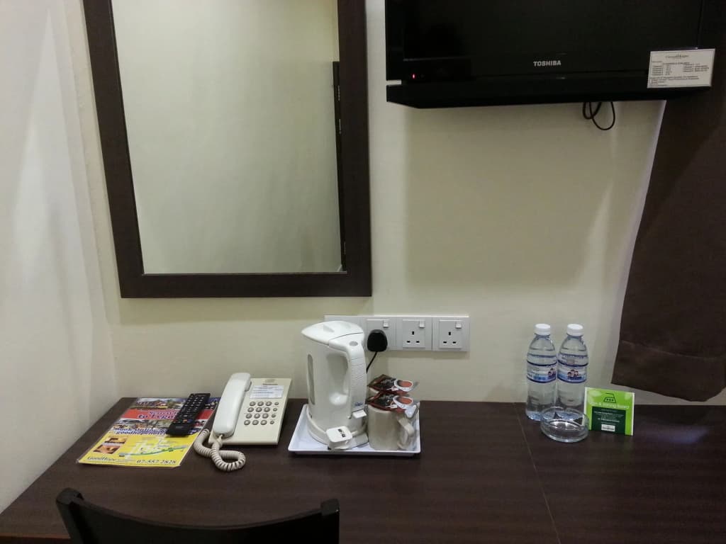 Hotel 22 Gurney - photo 5
