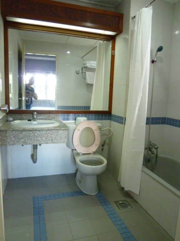 Greenhill Apartment - photo 9
