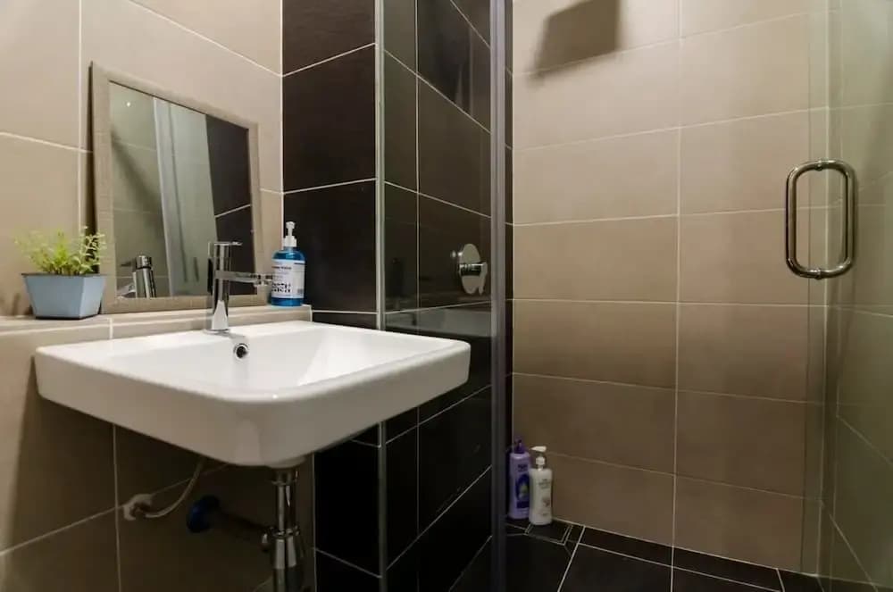 Chic 2BR Dpristine, Legoland Free Parking - photo 8