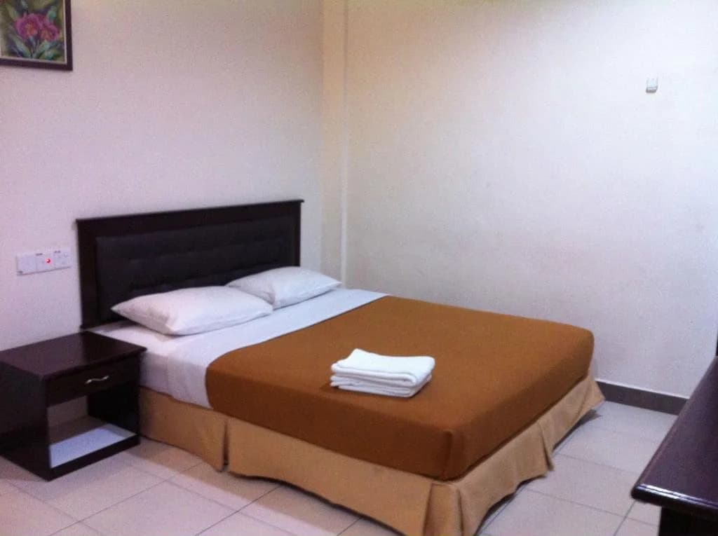 Hotel Putra Iskandar - photo 5