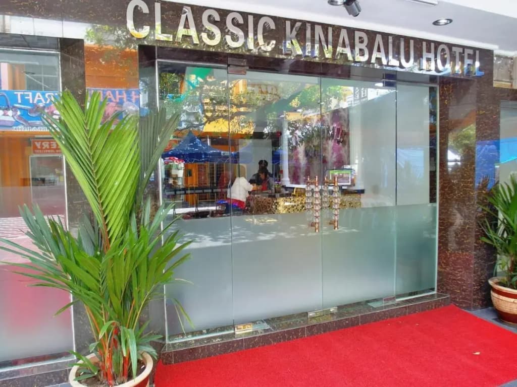 Classic Kinabalu Hotel - photo 19