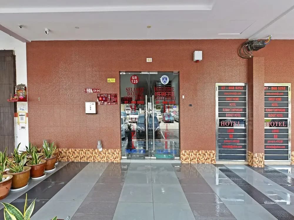 Super OYO Capital O 90687 Rs Hotel - photo 10