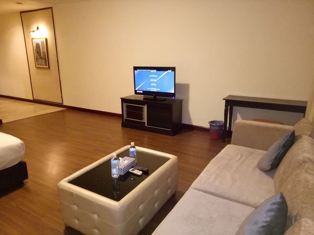 Sky Apartment at Times Square - photo 49