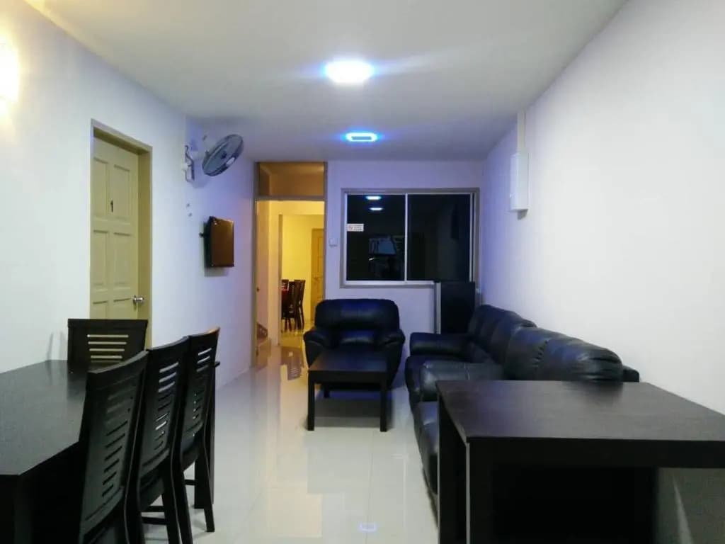 JS&K Homestay - photo 1