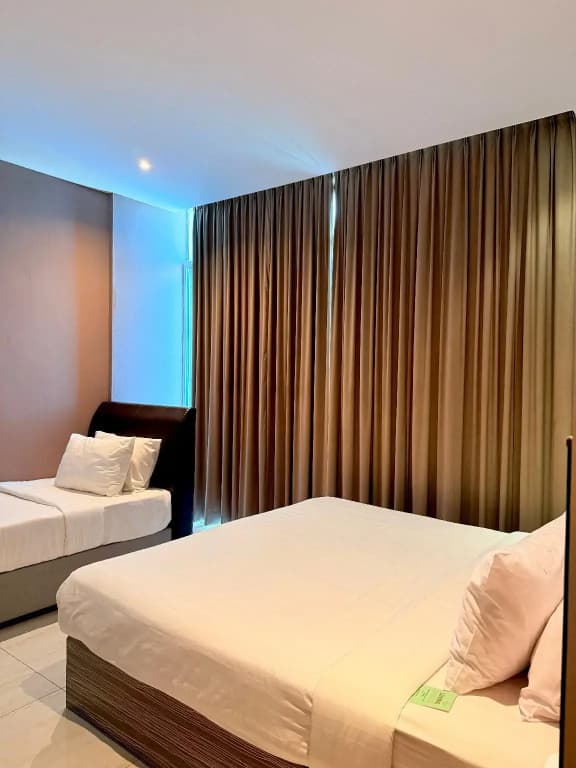 Stirling Suites - photo 3